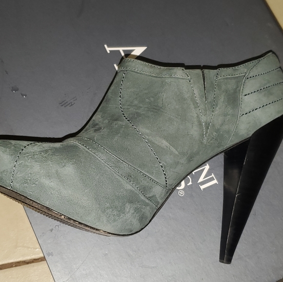 Armani Jeans Platform Ankle Boot Heels - Picture 6 of 10